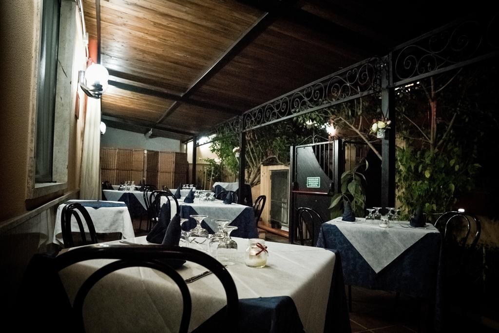Hotel Artu Iglesias Exterior photo