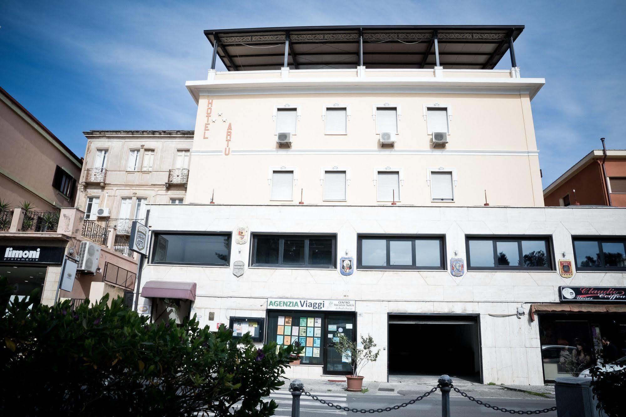 Hotel Artu Iglesias Exterior photo